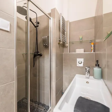 Venus - Broadway I Apartment Budapest
